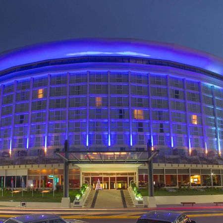 Howard Johnson Plaza Resort & Casino Mayorazgo Paraná Eksteriør bilde The 10000-seat, 1967-built Houston Civic Center was the home of the Houston Rockets from 1975 to 1990.