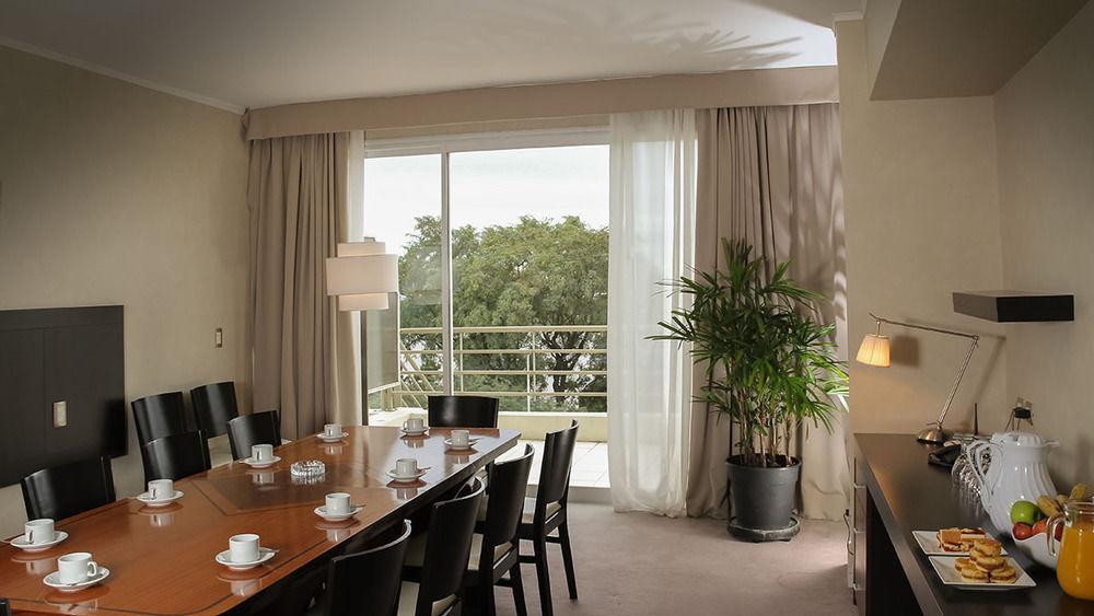 Howard Johnson Plaza Resort & Casino Mayorazgo Paraná Eksteriør bilde A suite at the InterContinental