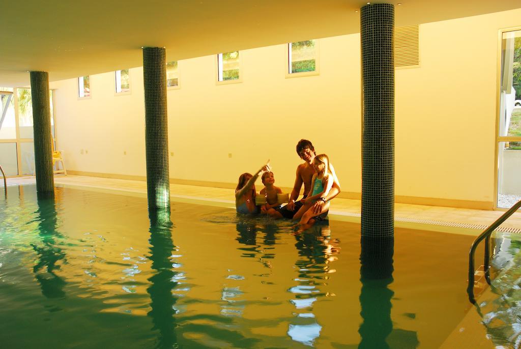 Howard Johnson Plaza Resort & Casino Mayorazgo Paraná Eksteriør bilde The swimming pool at the hotel