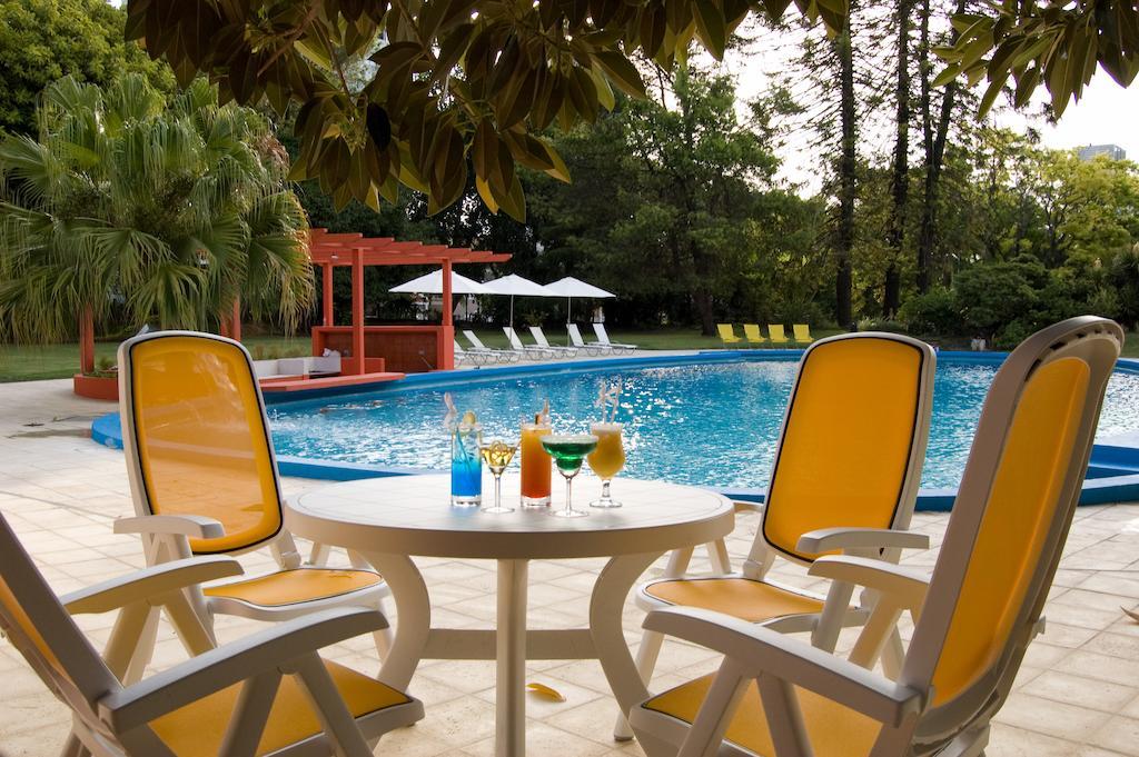 Howard Johnson Plaza Resort & Casino Mayorazgo Paraná Eksteriør bilde